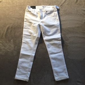 GAP Girlfriend Ankle Jeans